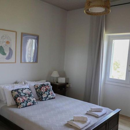Sinies Stone Cottage - Ne Corfu Agnítsini المظهر الخارجي الصورة