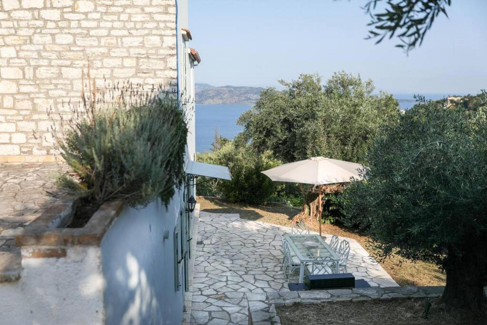 Sinies Stone Cottage - Ne Corfu Agnítsini المظهر الخارجي الصورة